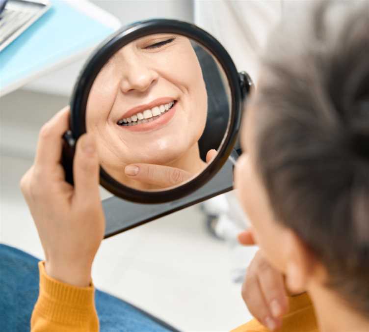 Aesthetic services - Dentures